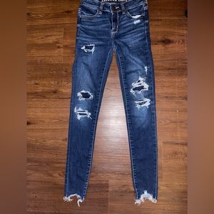 American Eagle Patch Jean ✨